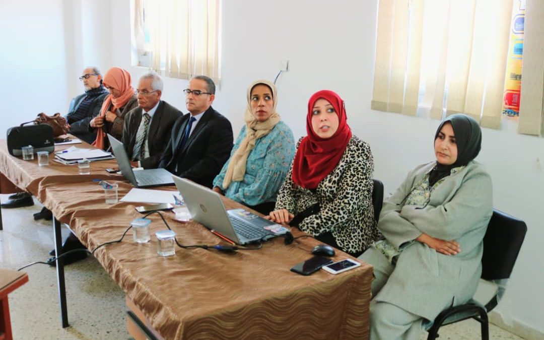 يوم تثقيفي لطلبة الدراسات بقسم علم النفس