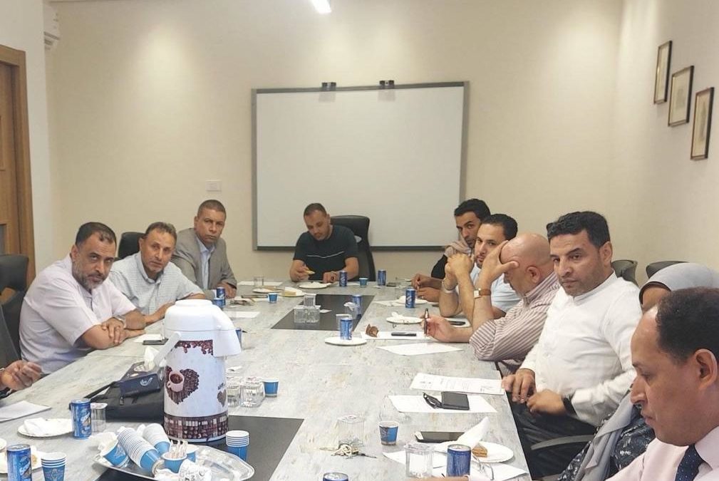 الاجتماع الطارئ لمجلس كلية الآداب