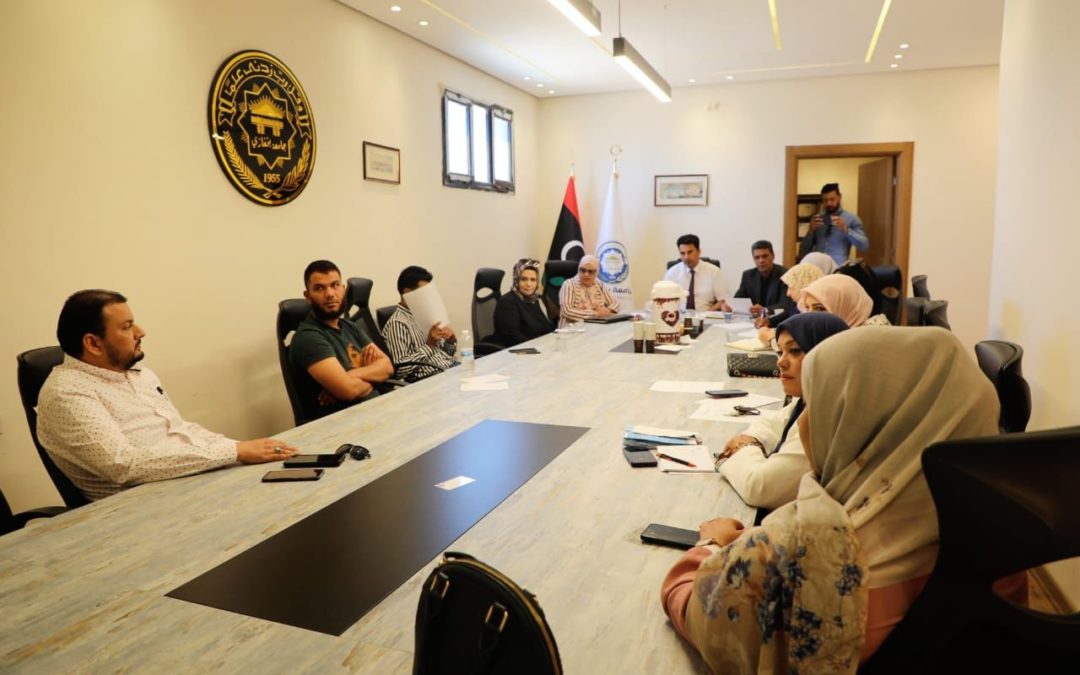 نشاط تطوعي مجتمعي في كلية الآداب احتفاءً بيوم البيئة العالمي