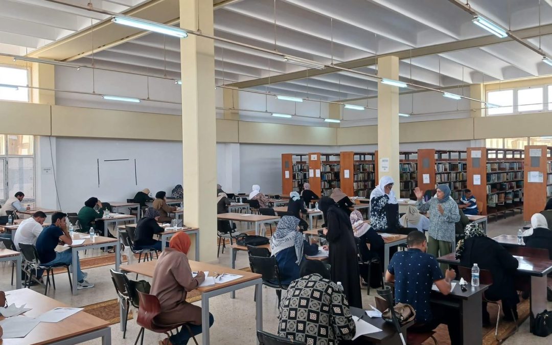 بداية الامتحانات النهائية لطلبة الدراسات العليا بكلية الآداب
