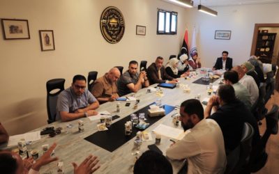مجلس كلية الآداب يعقد اجتماعه الثالث لهذا العام