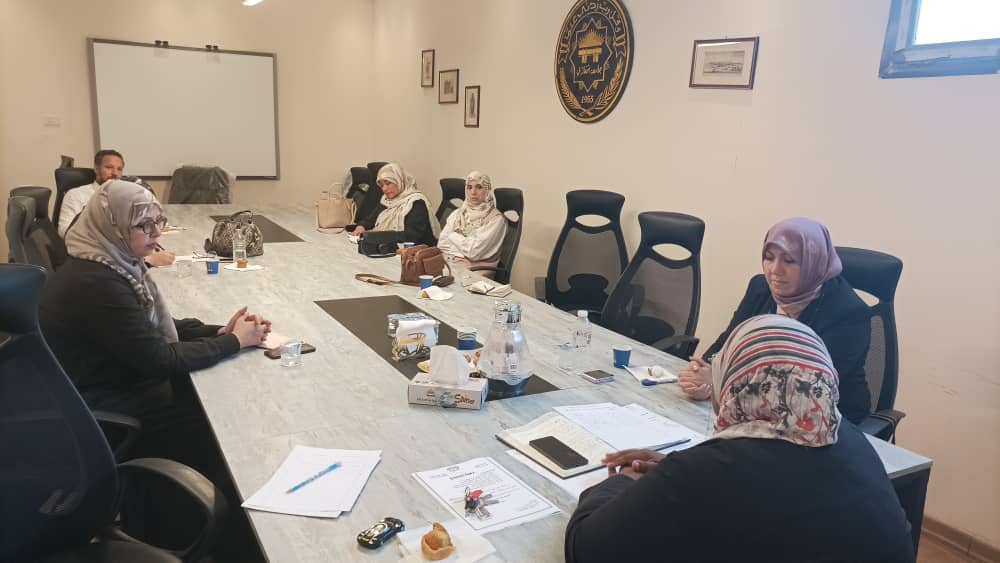 مجلس الجودة بكلية الآداب يعقد اجتماعه العادي الأول للعام الجامعي