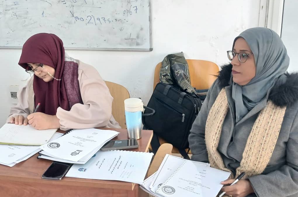 قسم علم النفس بجامعة بنغازي يستضيف جلسة لمناقشة مقترحات رسائل الماجستير
