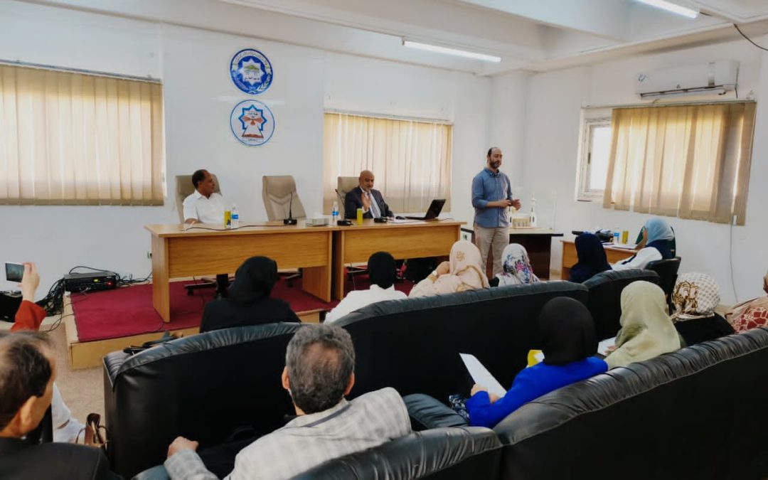 قسم علم الاجتماع بكلية الآداب ينظم ندوة حول اعتماد الجودة الأكاديمية وتعزيز ثقافة التميز المؤسسي