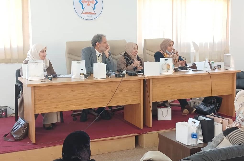 قسم التاريخ يحتفي بمناقشة بحوث التخرج لطلبة الليسانس