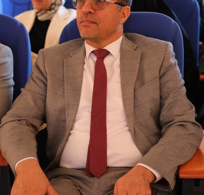 كلية الآداب ومكتب التعاون الدولي  ينظمان محاضرة علمية حول لهجة المسلمين الناطقين باليونانية في ليبيا
