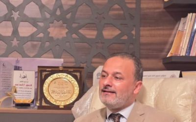رئيس جامعة بنغازي يتابع ميدانياً انطلاق الامتحانات النهائية بكلية الآداب