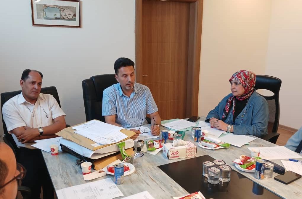 مجلس كلية الآداب يعتمد خطة العام الجامعي الجديد ويحدد سبتمبر موعدًا لانطلاق الدراسة